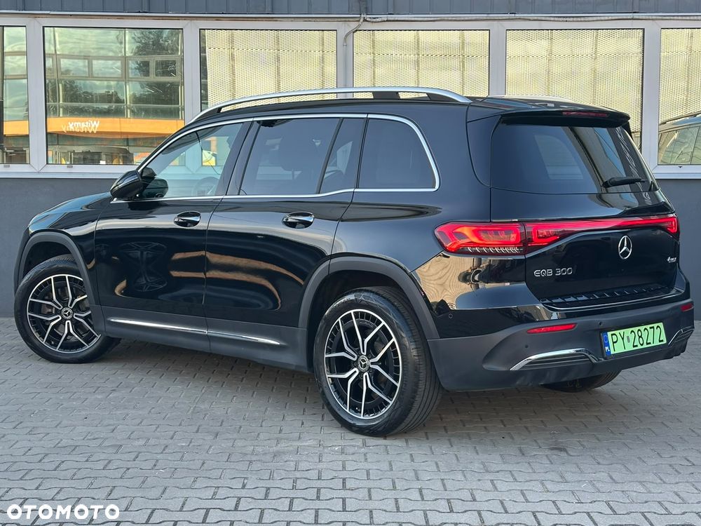 Mercedes-Benz EQB 300 66.5kWh 4-Matic AMG Line - 5