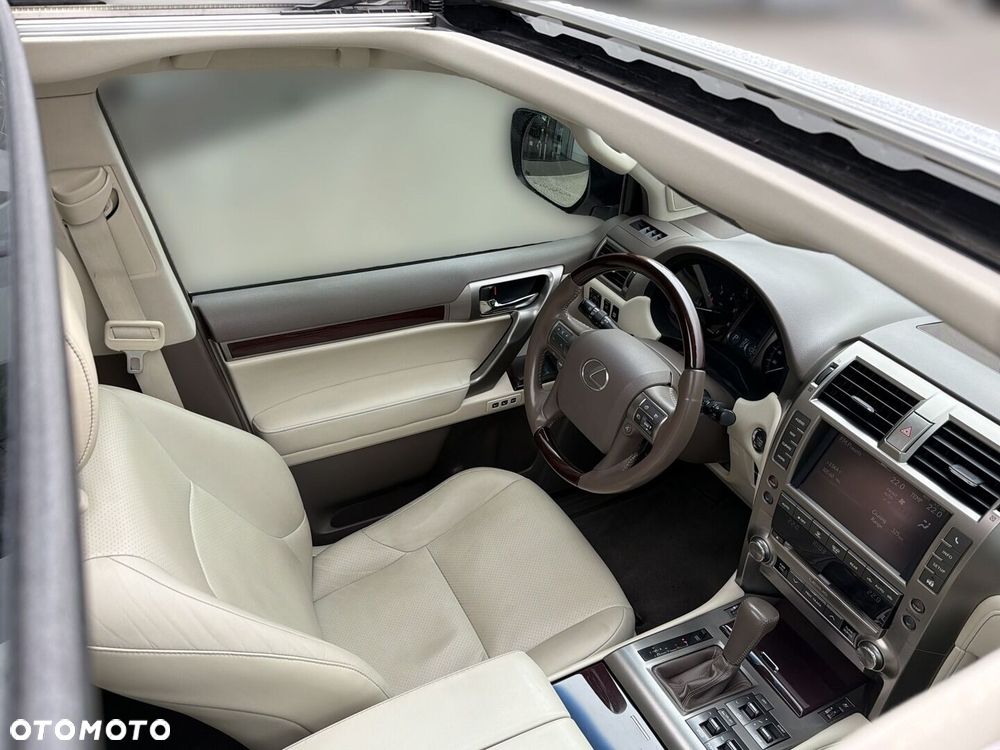 Lexus GX - 15