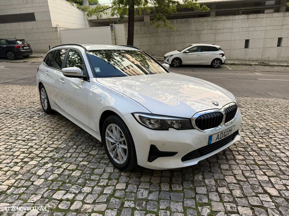 BMW 330 e Corporate Edition Auto - 1