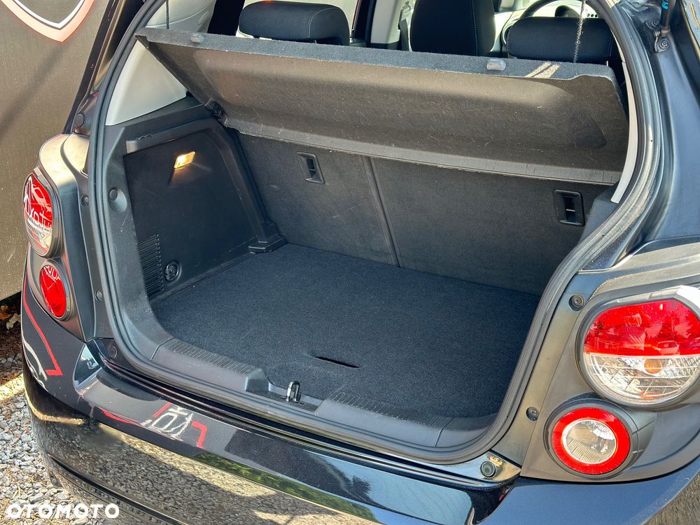 Chevrolet Aveo - 32