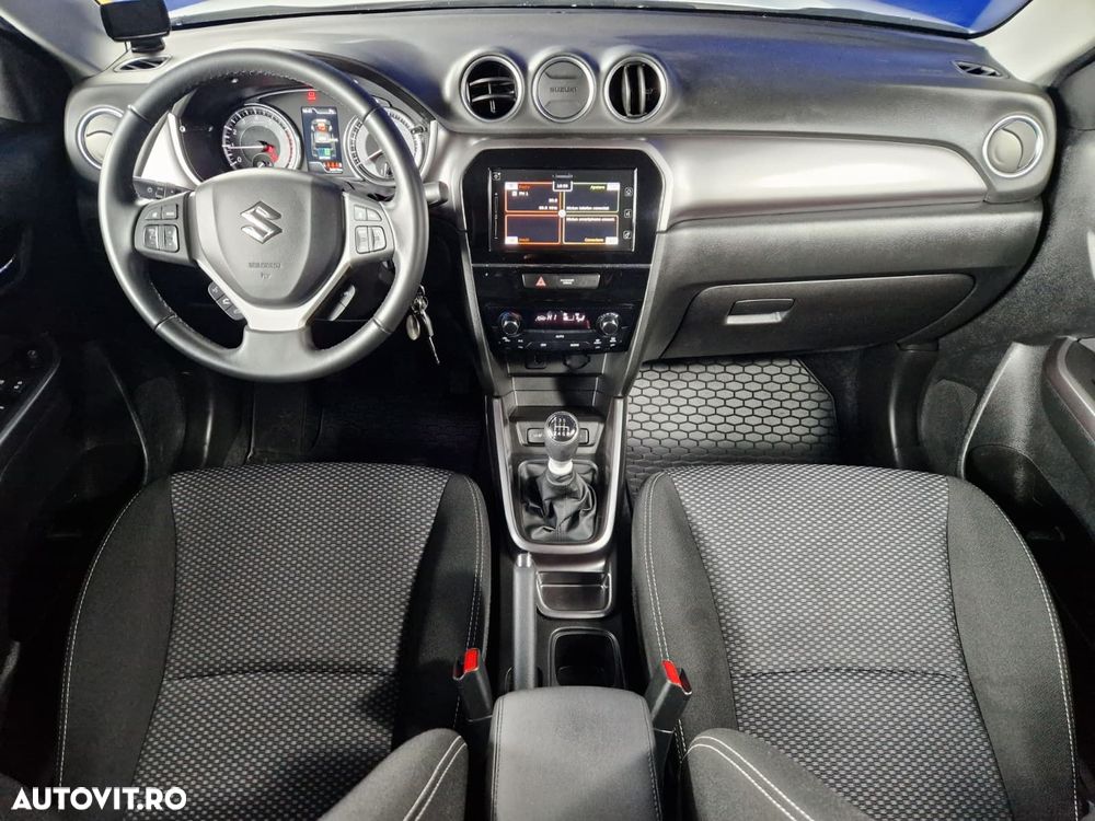 Suzuki Vitara - 12