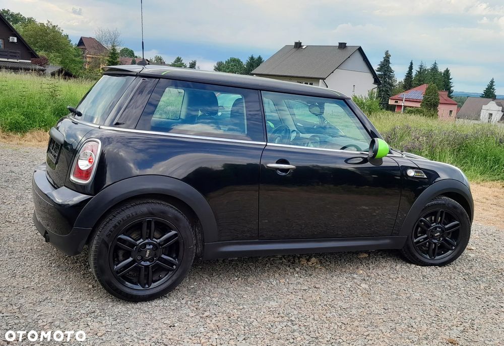 MINI ONE - 3
