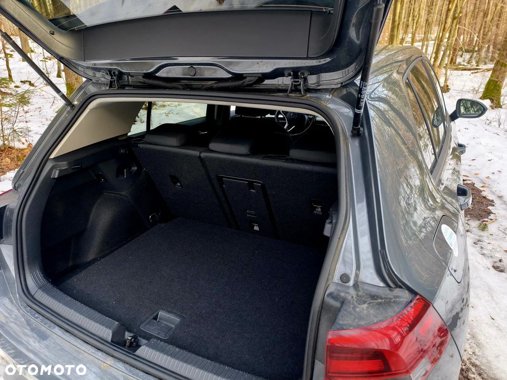 Volkswagen Golf 2.0 TDI SCR DSG Move - 4