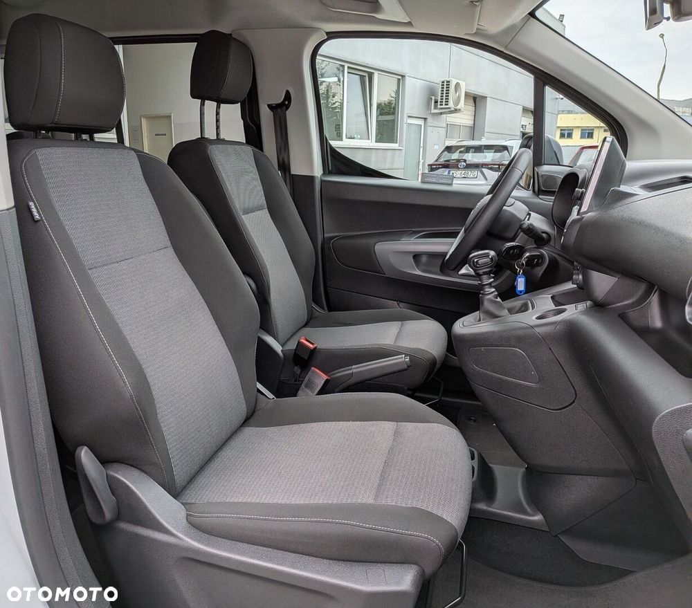 Toyota Proace City Verso Long 1.5 D-4D Business - 28
