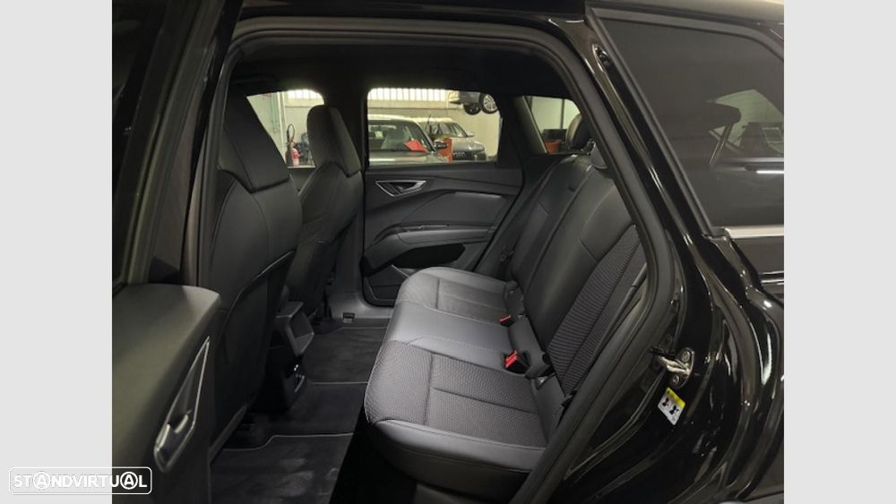 Audi Q4 e-tron 45 82 kWh SE Business Plus - 13