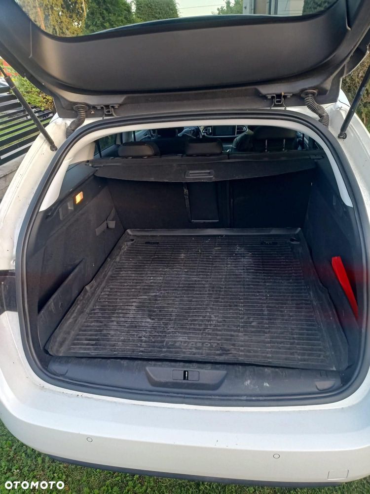 Peugeot 308 BlueHDi 150 Automatik Stop & Start Allure - 13