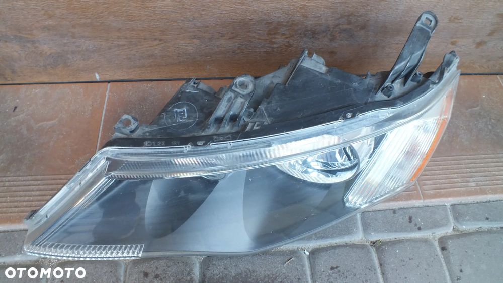 Lampa przednia lewa Mitsubishi Outlander II - 3