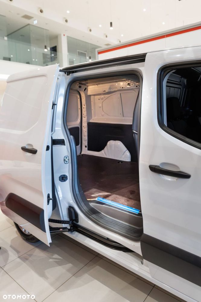 Toyota PROACE CITY - 18
