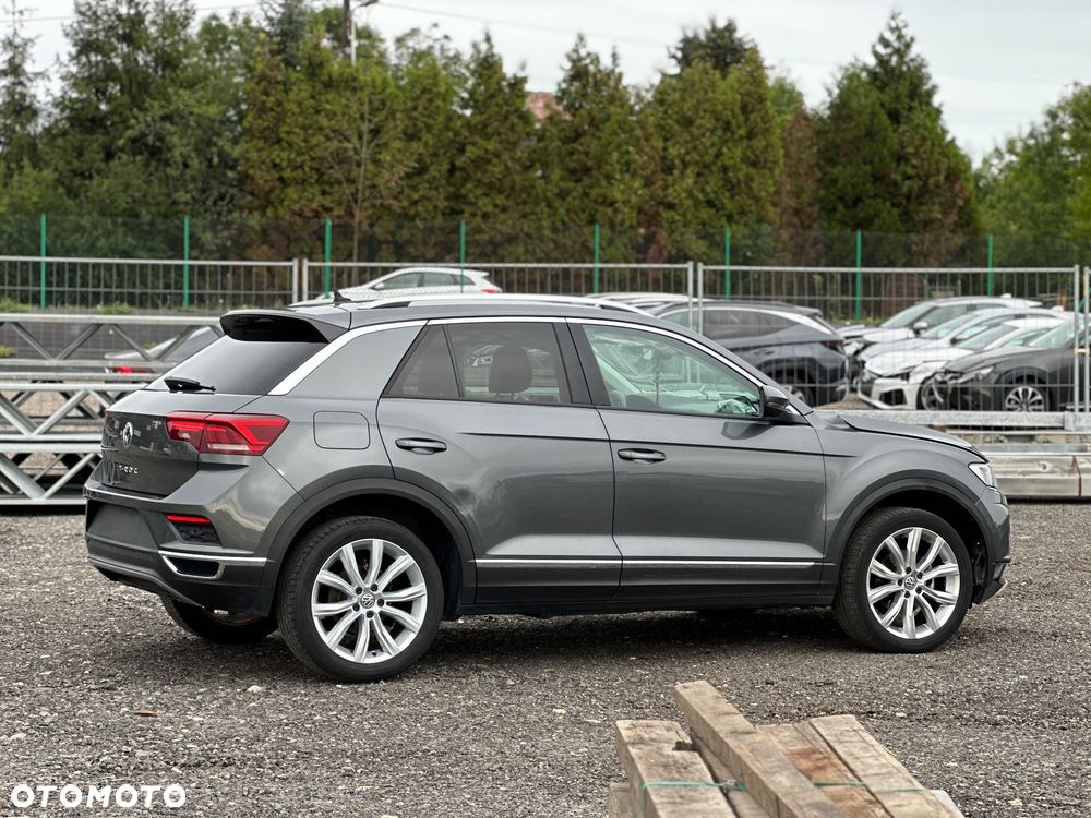 Volkswagen T-Roc - 9