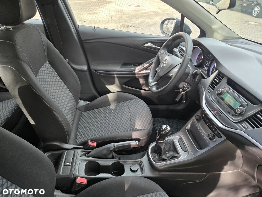 Opel Astra 1.4 Selection - 10