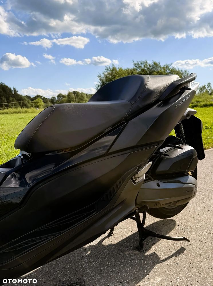 Honda NSS - 11