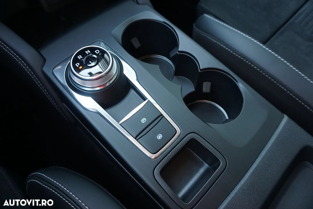 Ford Kuga 2.5 Duratec FWD PHEV Active X - 11