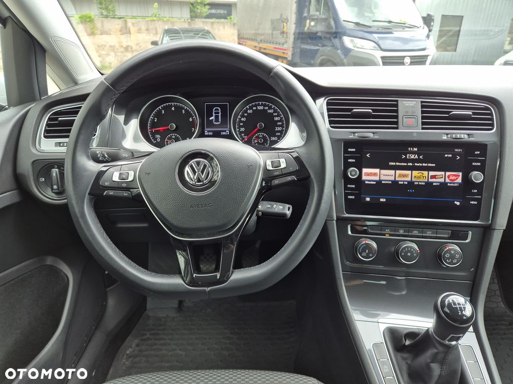 Volkswagen Golf 1.5 TSI BMT Comfortline - 10