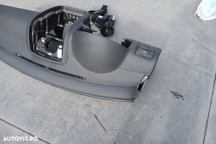 Plansa bord + centuri 1K1857181A 1K4857706AA 1K4857705S 1K1857181A 1K - 4