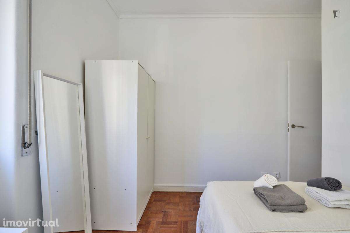 Quarto - localizado em Saldanha Lisbon - Grande imagem: 5/46