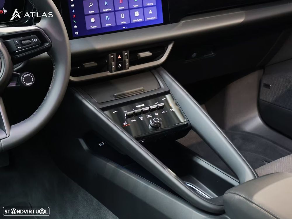 Porsche Macan Electric 4 - 25