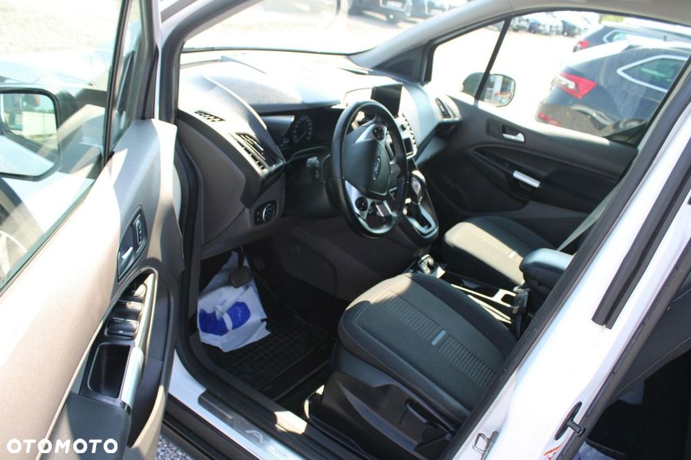 Ford Transit Connect - 18