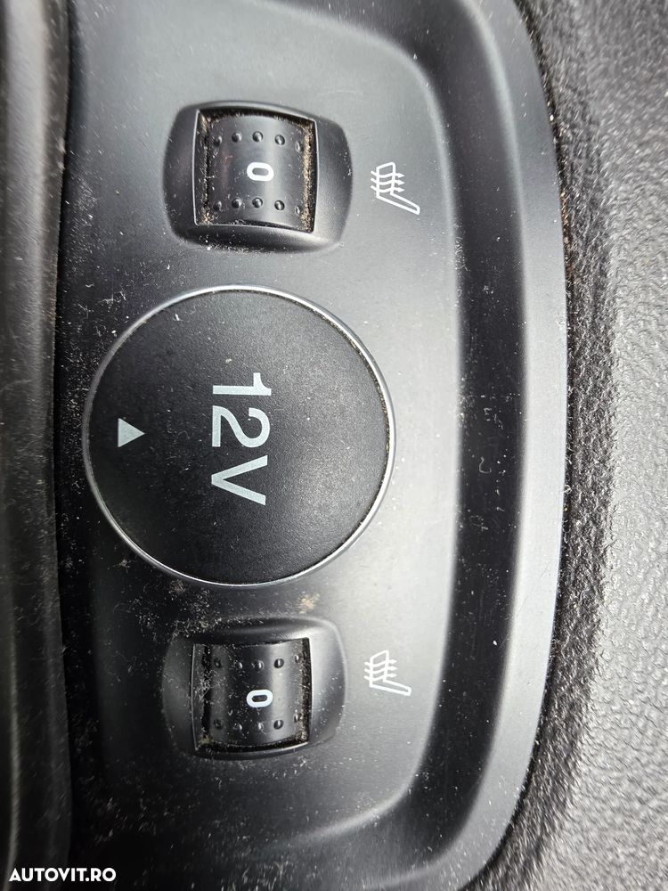 Ford Focus 1.0 EcoBoost Titanium - 11