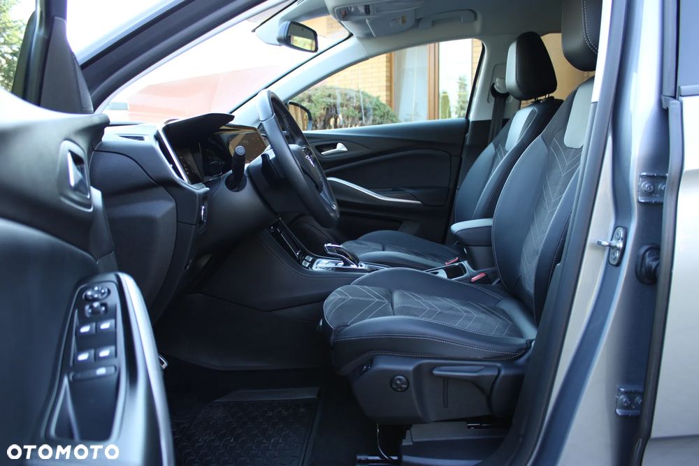 Opel Grandland 1.2 T GS S&S - 14