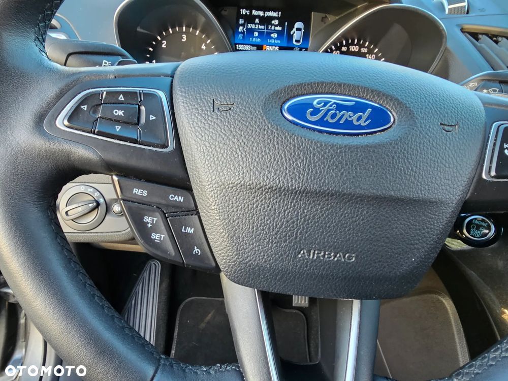 Ford Kuga - 33