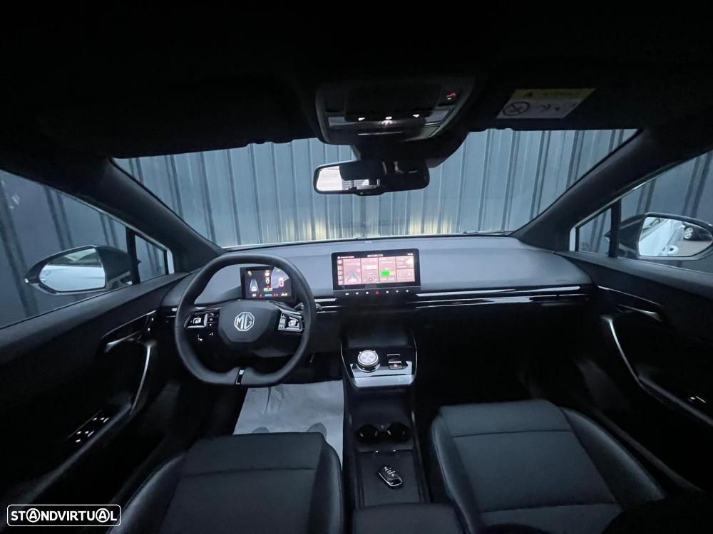 MG MG4 64 kWh Luxury - 10