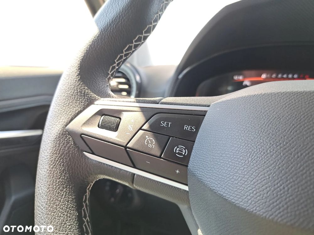 Seat Arona 1.0 TSI Marina S&S DSG - 18