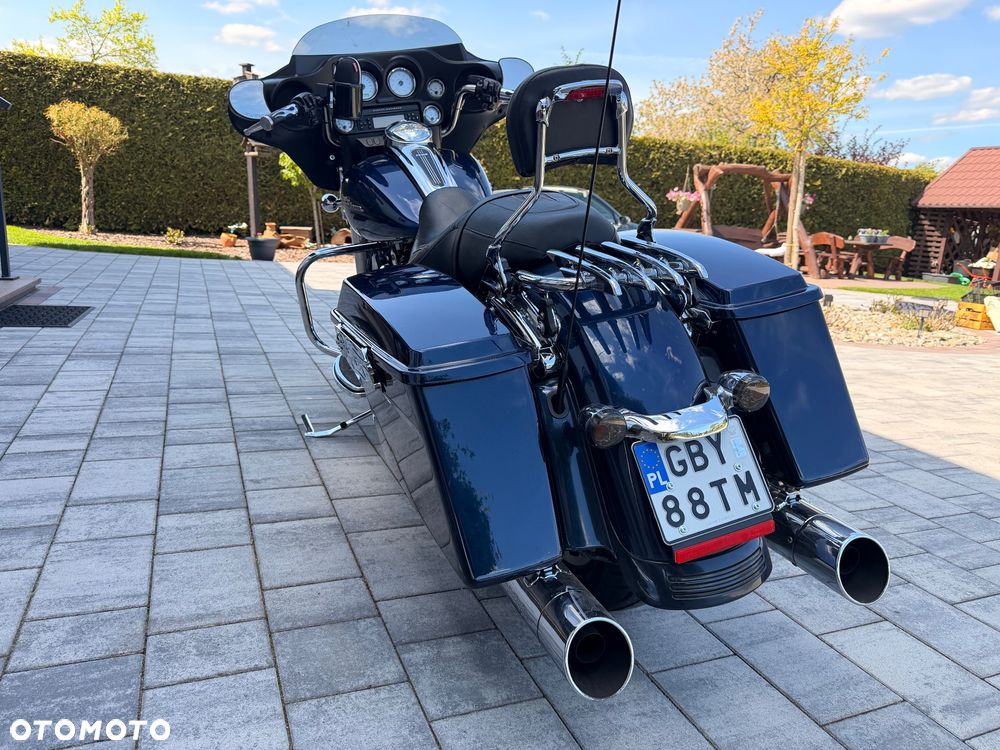 Harley-Davidson Touring Street Glide - 4
