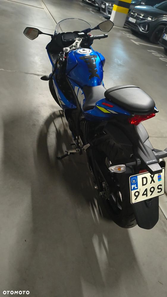 Suzuki GSX-R - 8