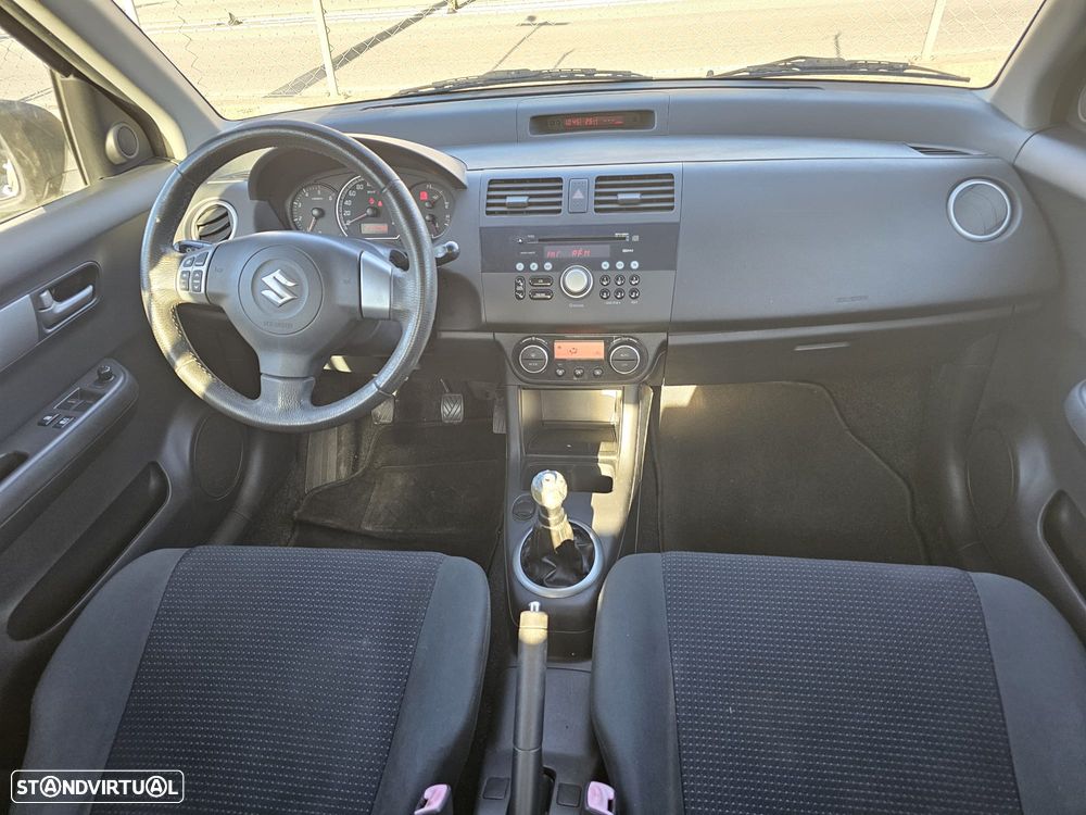 Suzuki Swift 1.3 DDiS Sport - 8