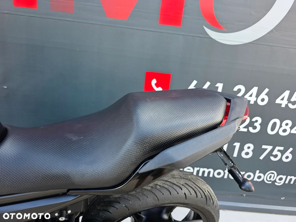 Yamaha XJ - 8