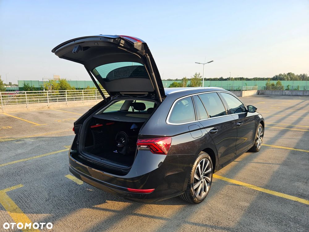 Skoda Octavia 2.0 TDI Style DSG - 8