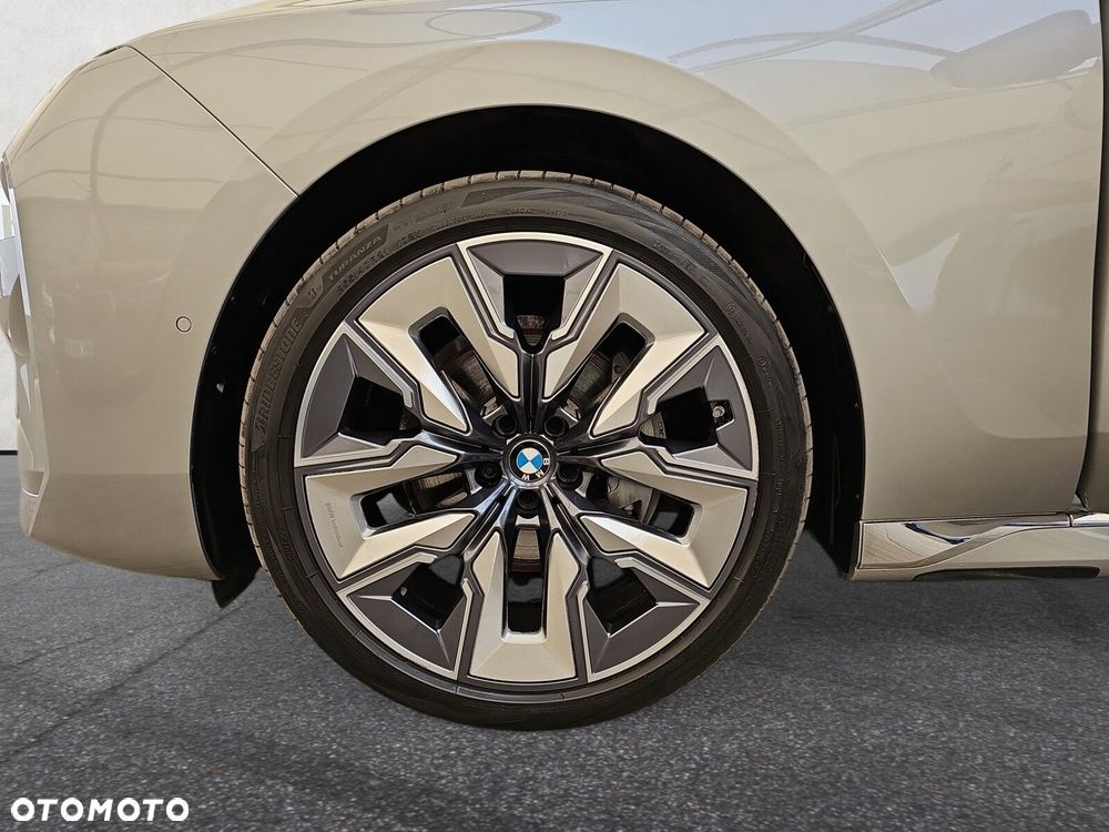 BMW Seria 7 - 9