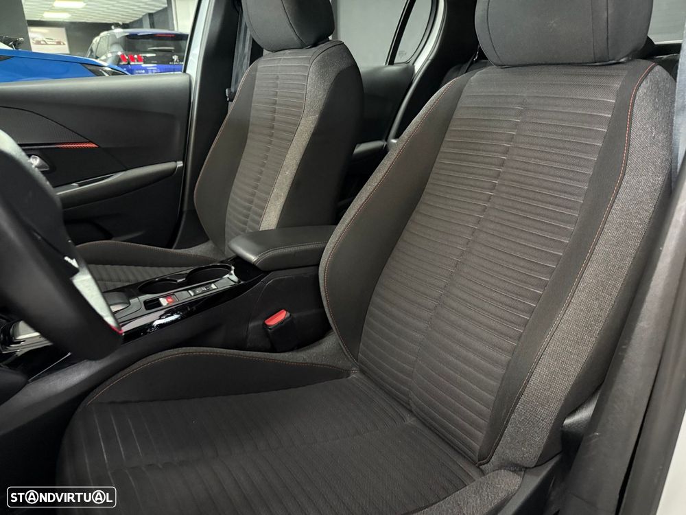 Peugeot e-208 50 kWh Allure - 10