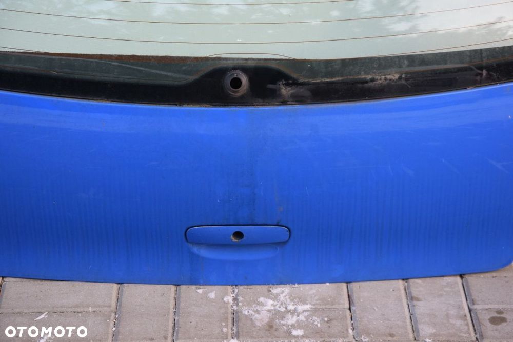 VW Polo IV 9N Klapa LA5F drugi lakier - 3