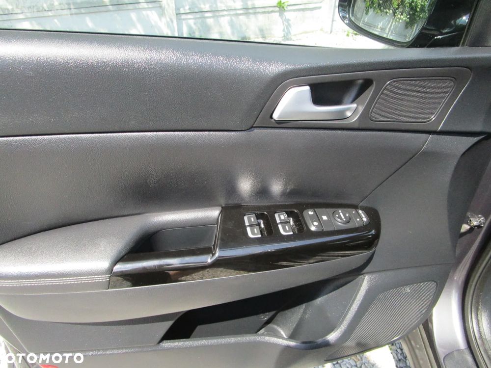 Kia Sportage 1.7 CRDI 2WD ISG Spirit - 21