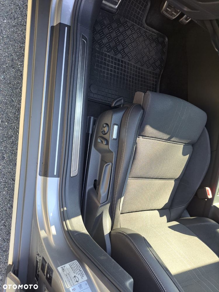Volkswagen Passat Alltrack - 29