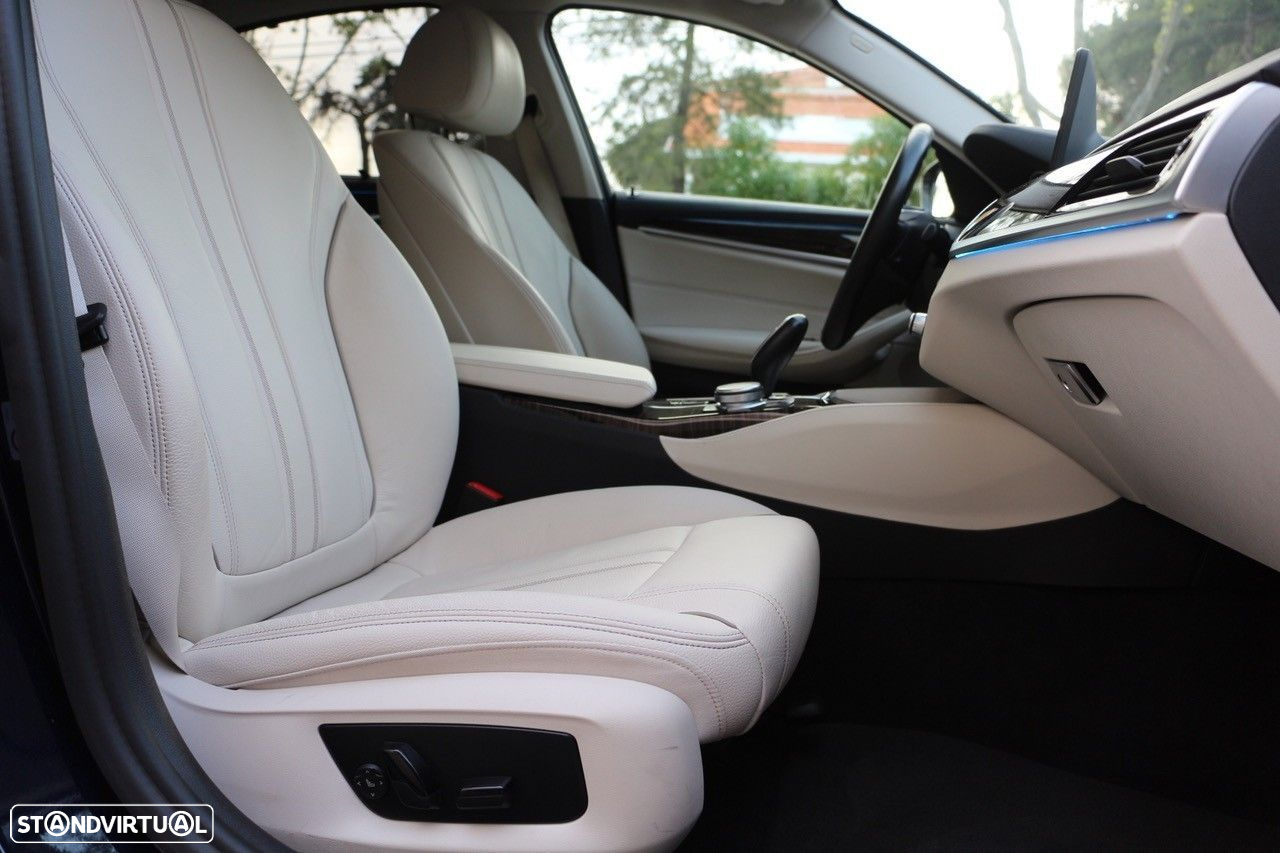 BMW 530 e Line Luxury - 14