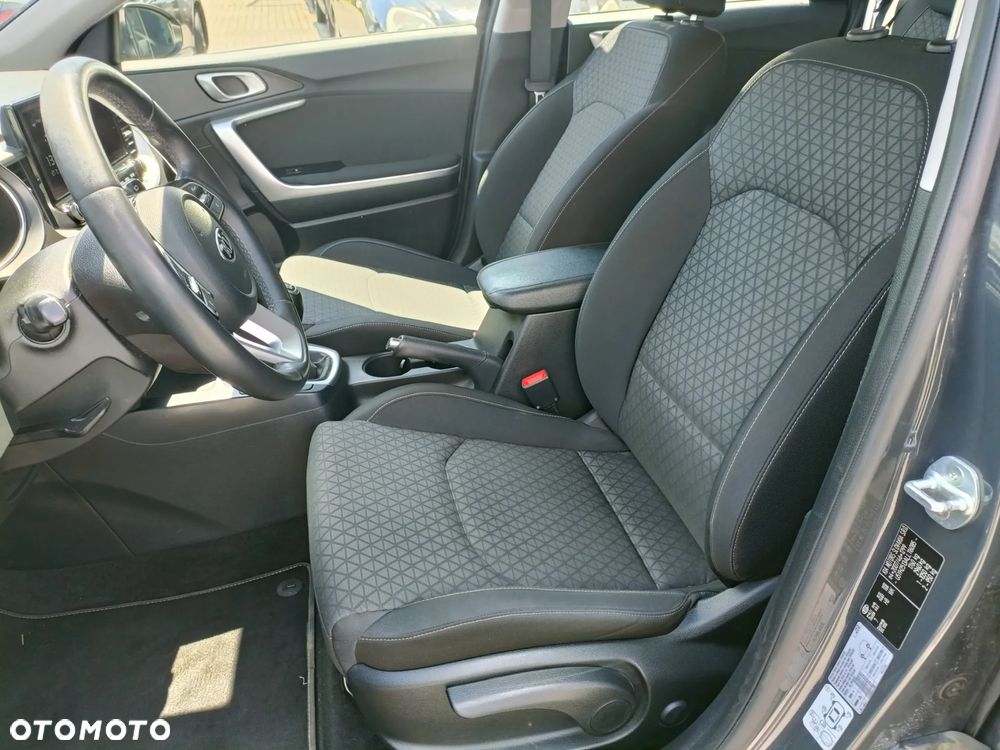 Kia Ceed 1.4 M - 9