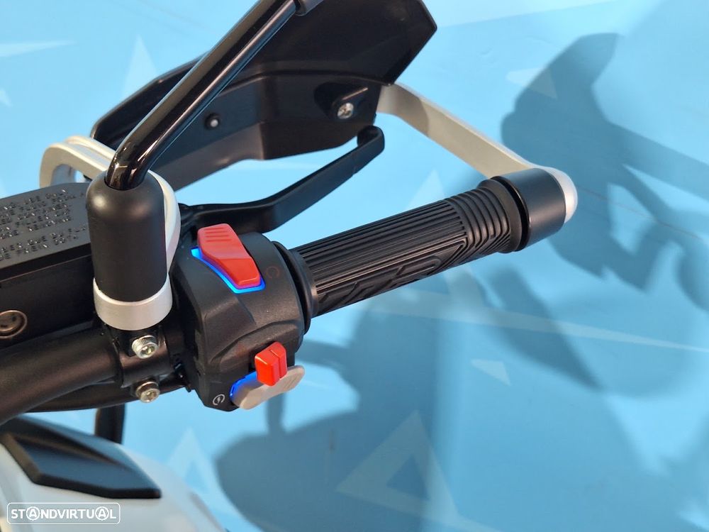 Benelli TRK 702 X - 9