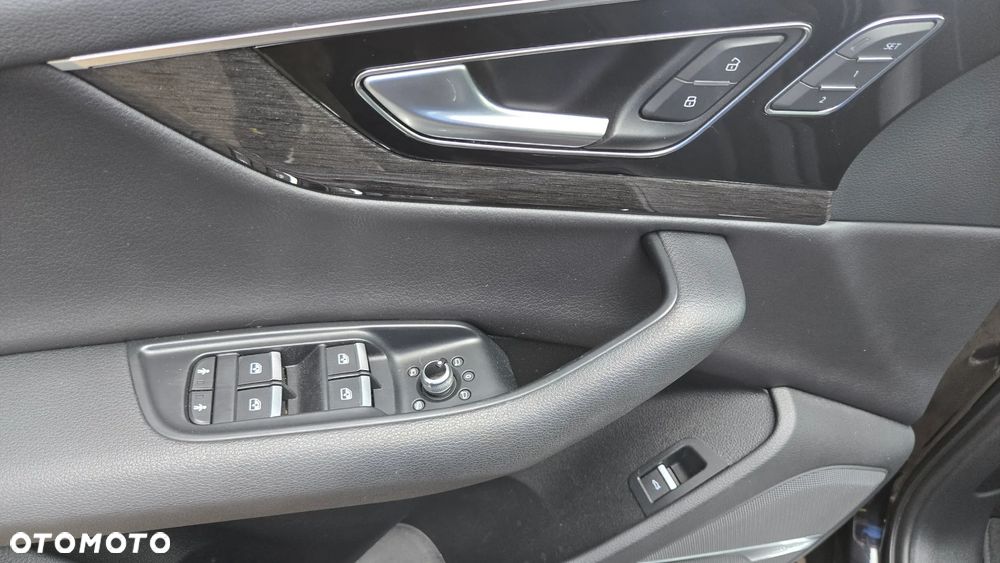 Audi Q7 3.0 TFSI Quattro Tiptronic - 17