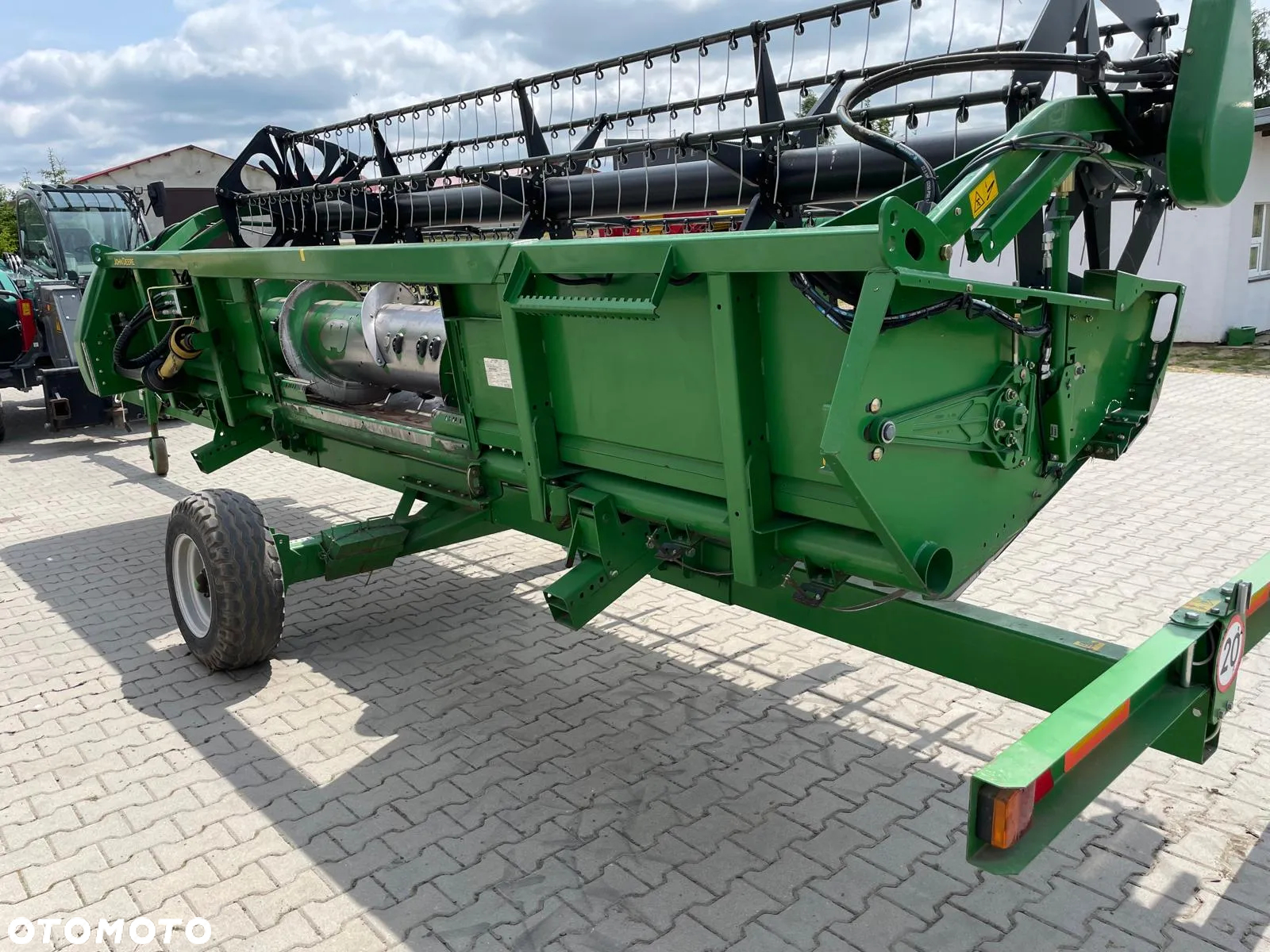 John Deere W540 - 18