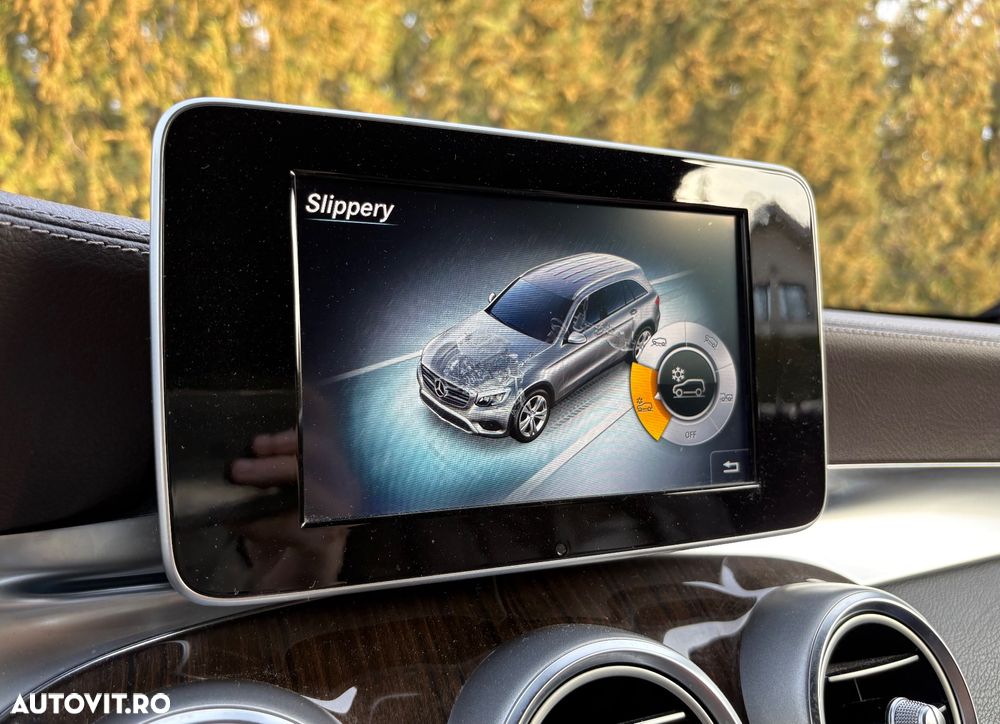 Mercedes-Benz GLC 220 d 4MATIC - 17