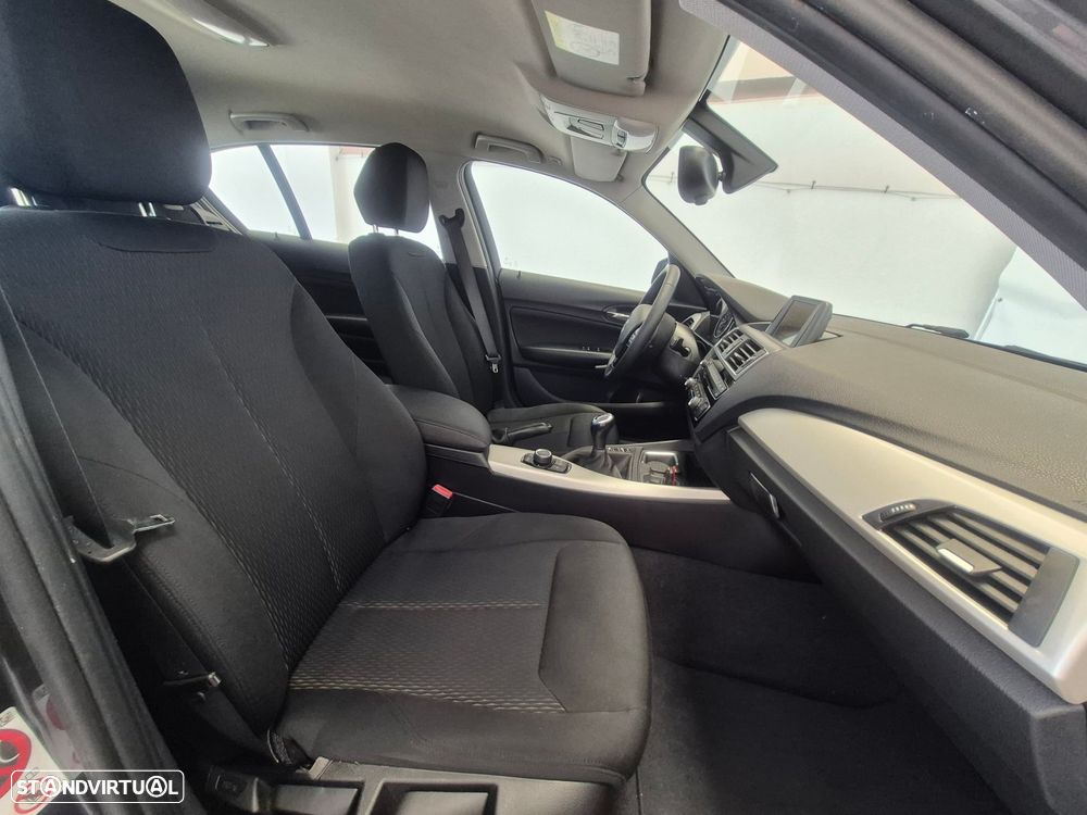 BMW 116 d EfficientDynamics - 24