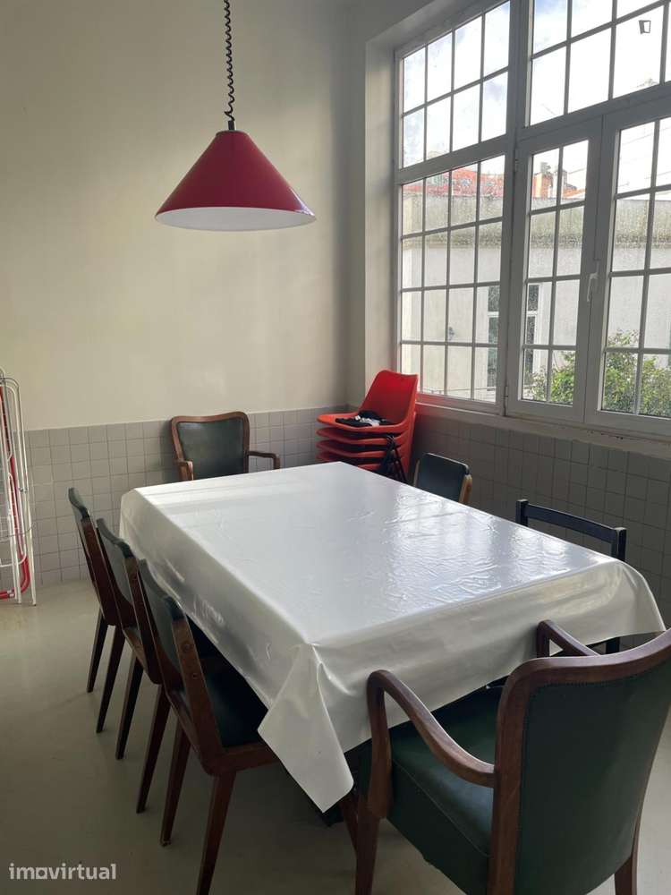 Quarto - localizado em São Bento Lisbon - Grande imagem: 4/36