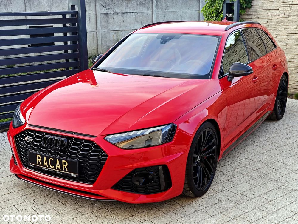 Audi RS4 Avant - 1