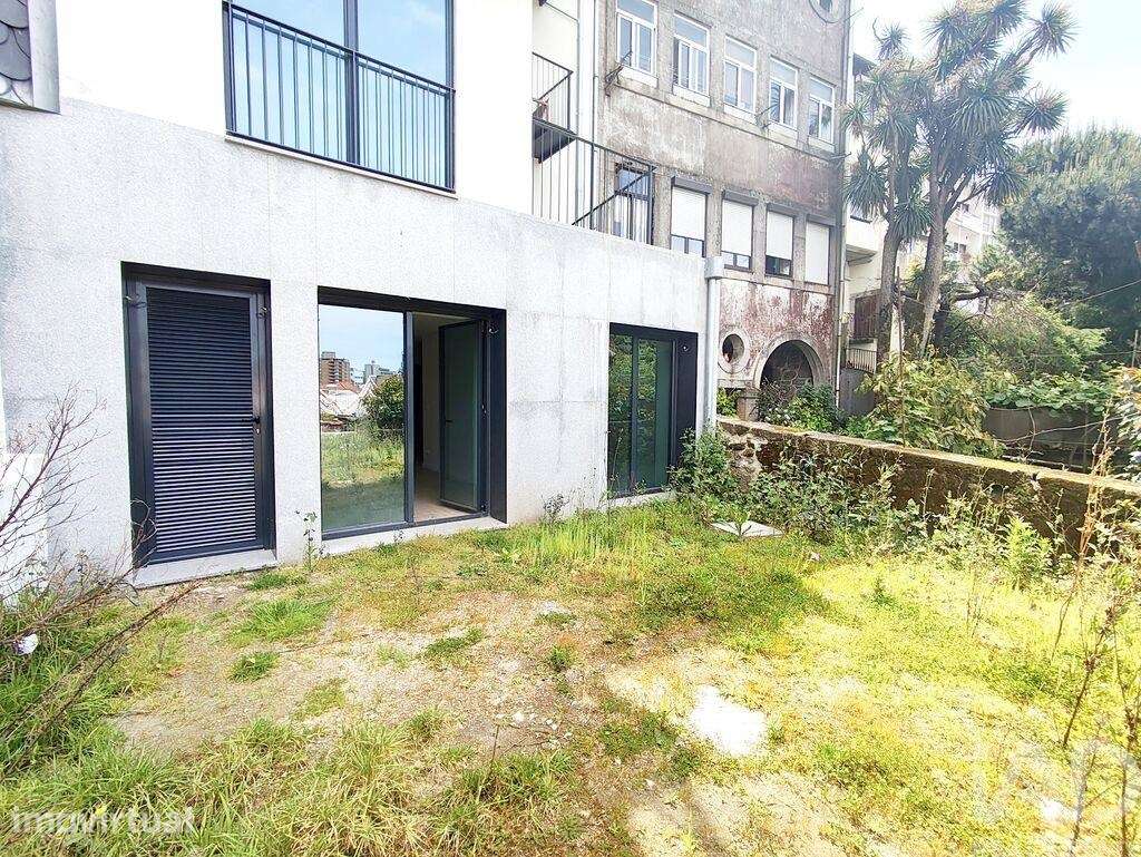 Apartamento T2 em Lordelo do Ouro e Massarelos de 71,7 m2 - Grande imagem: 2/26