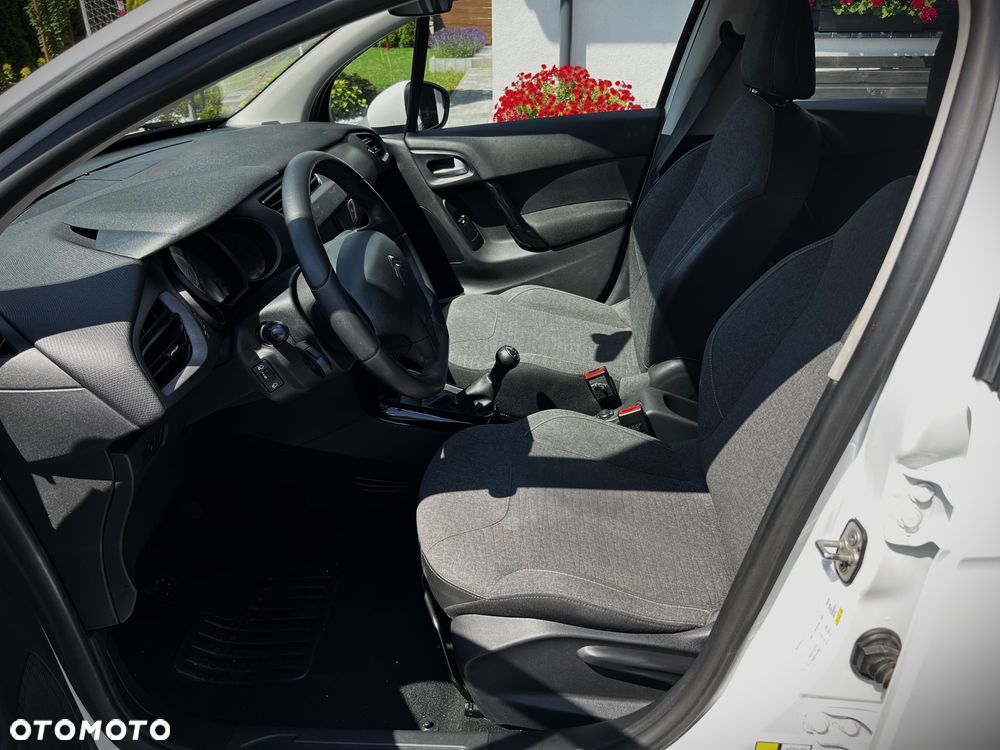 Citroën C3 1.2 PureTech MoreLife - 27