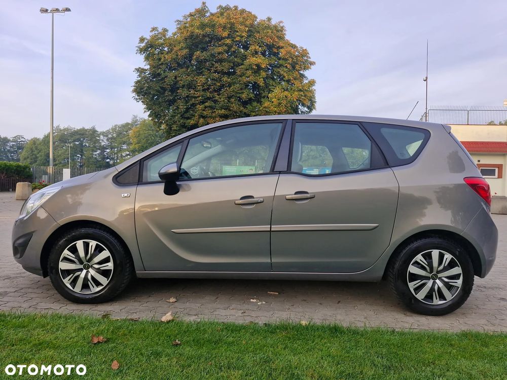 Opel Meriva - 8