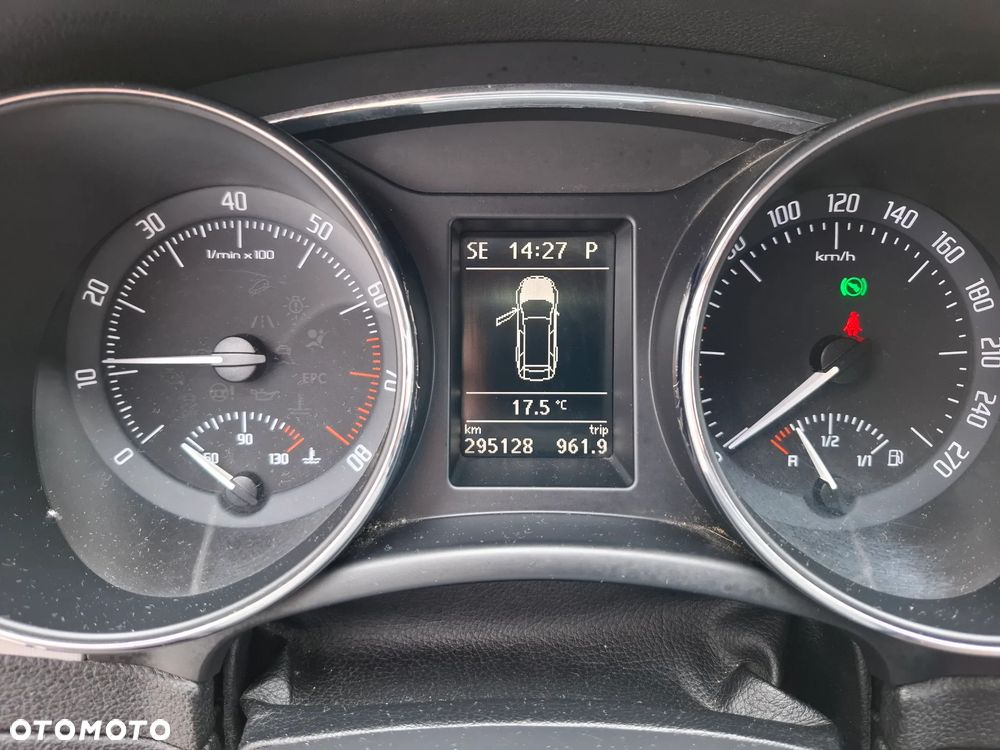 Skoda Superb 2.0 TSI Platinum DSG - 15