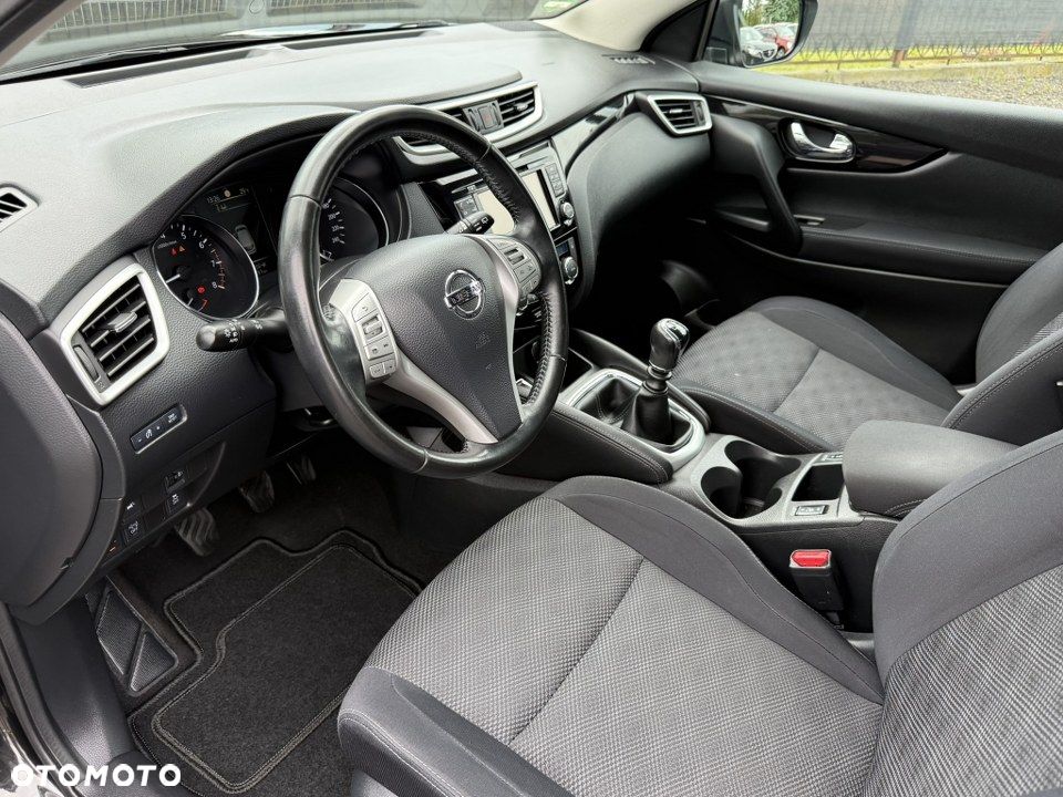 Nissan Qashqai 1.2 DIG-T Tekna EU6 - 17